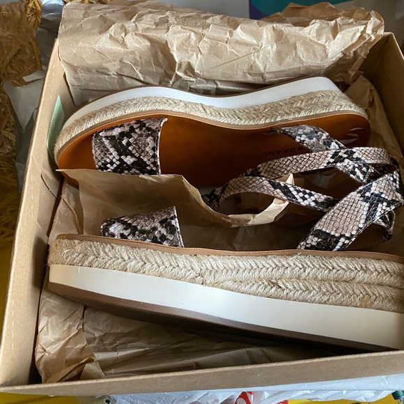 NWT Lucky Brand LP-Jeneka Latte Dream Snake Platform Size 8 - Picture 2 of 9